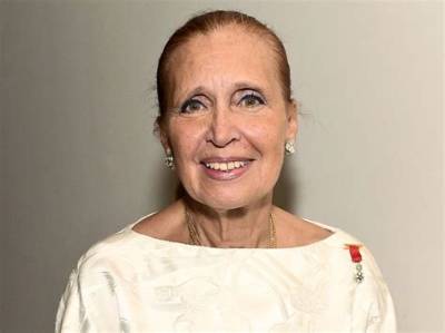 Danielle Steel Net Worth, Age, Height, Bio, Birthday, Wiki!