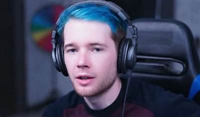 Dantdm Net Worth, Age, Height, Bio, Birthday, Wiki!