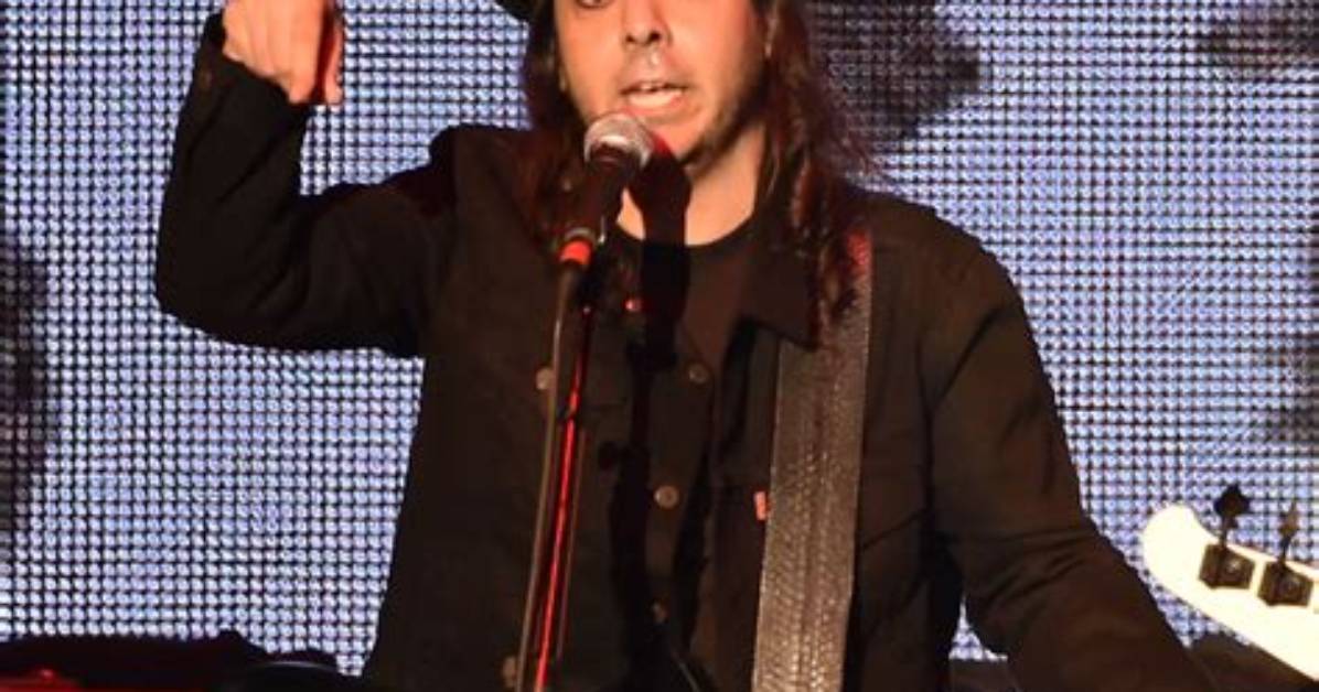 Daron Malakian - Net Worth, Age, Height, Birthday, Bio, Wiki!