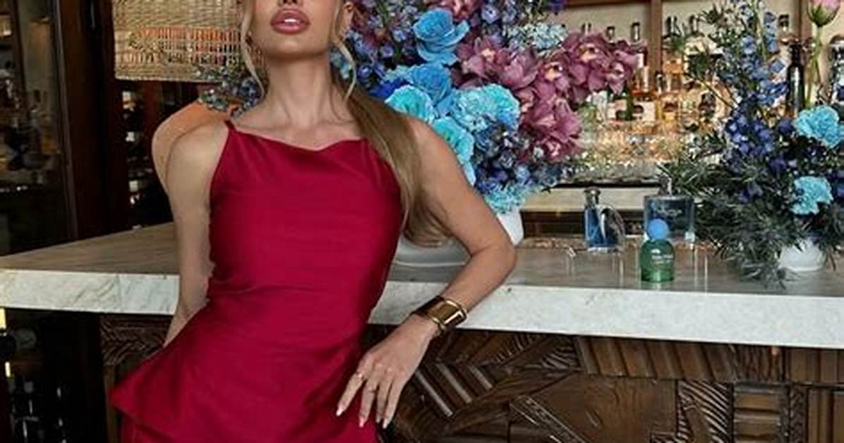 Dasha Fuentes - Net Worth, Age, Height, Birthday, Bio, Wiki!