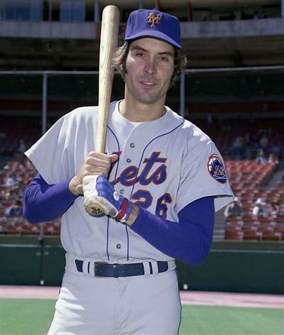 Dave Kingman - Net Worth, Age, Height, Birthday, Bio, Wiki!