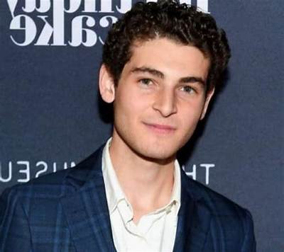 David Mazouz Net Worth, Age, Height, Bio, Birthday, Wiki!