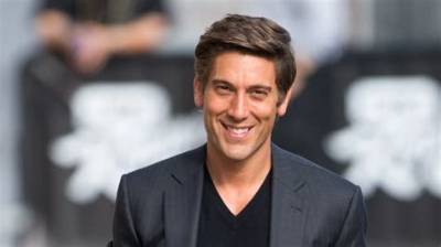 David Muir Net Worth 2024, Age, Height, Bio, Birthday, Wiki!