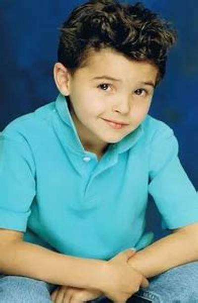 David-Paul Grove - Net Worth, Age, Height, Birthday, Bio, Wiki!