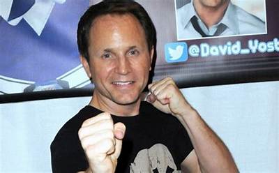 David Yost Net Worth, Age, Height, Bio, Birthday, Wiki!