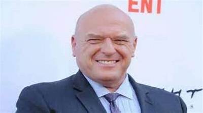 Dean Norris Net Worth, Age, Height, Bio, Birthday, Wiki!