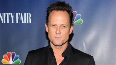 Dean Winters Net Worth 2024, Age, Height, Bio, Birthday, Wiki!