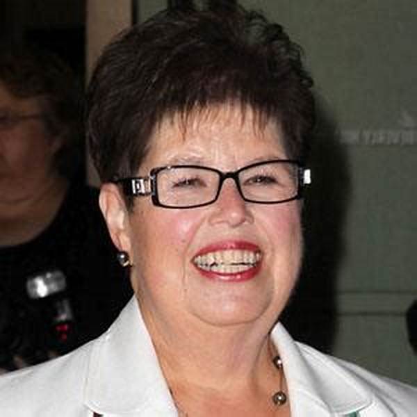 Debbie Macomber Net Worth, Age, Height, Bio, Birthday, Wiki!