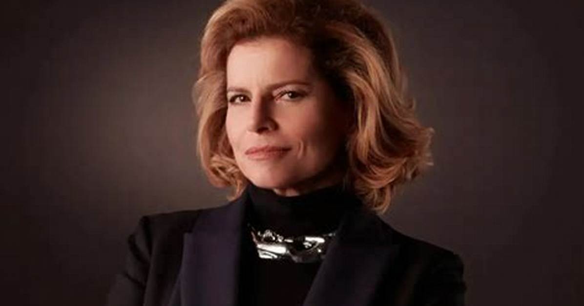 Debora Bloch - Net Worth, Age, Height, Birthday, Bio, Wiki!