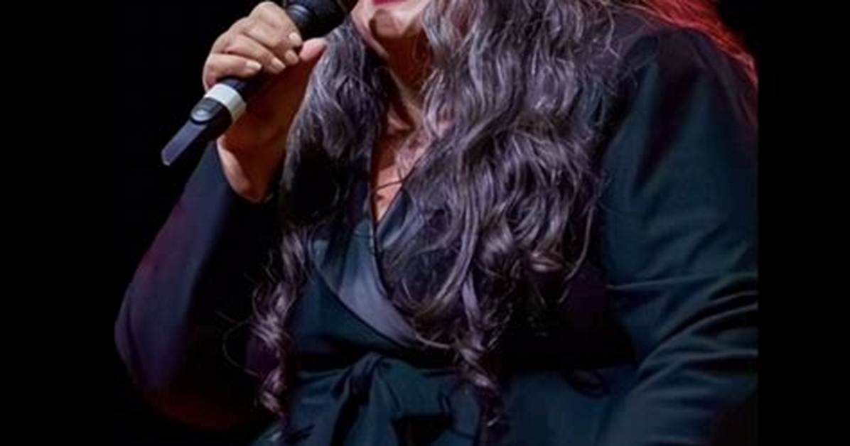 Debora Iyall Net Worth, Age, Height, Bio, Birthday, Wiki!