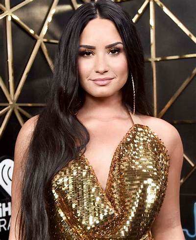 Demi Lovato Net Worth 2024, Age, Height, Bio, Birthday, Wiki!