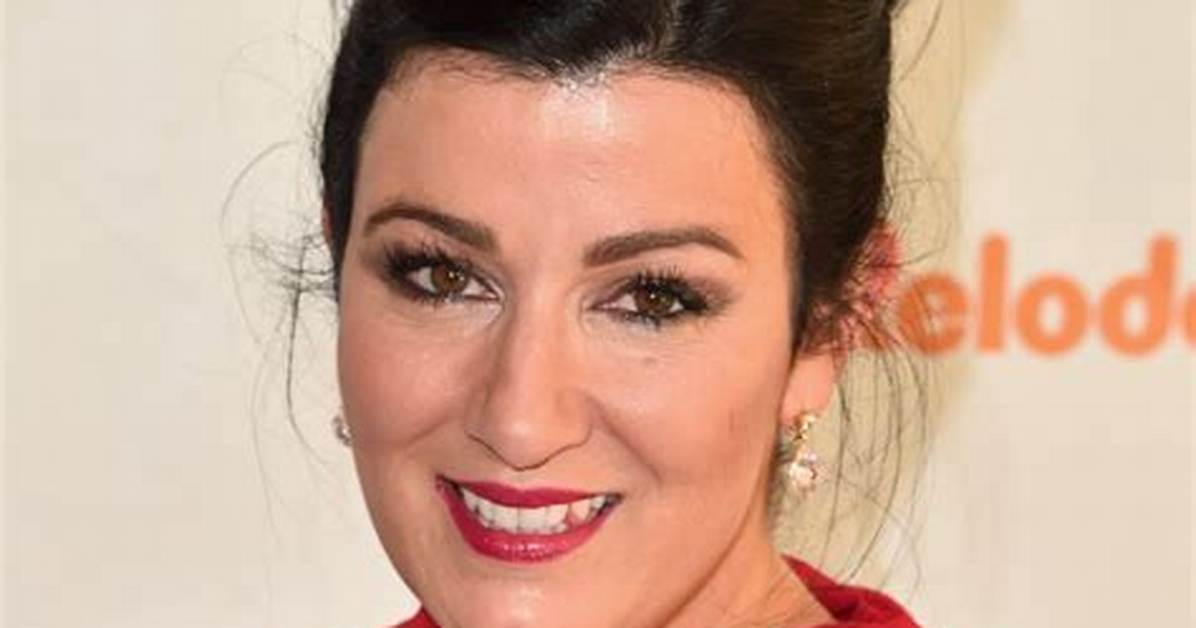 Denise Jonas - Net Worth, Age, Height, Birthday, Bio, Wiki!