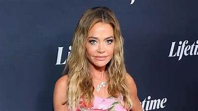Denise Richards Net Worth, Age, Height, Bio, Birthday, Wiki!