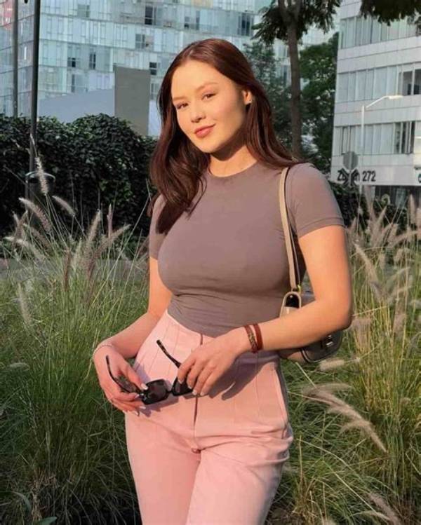 Denisse Oller - Net Worth, Age, Height, Birthday, Bio, Wiki!