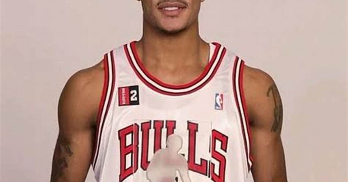 Derrick Rose Jr. Net Worth, Age, Height, Bio, Birthday, Wiki!
