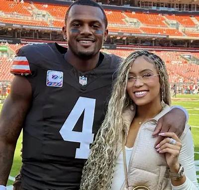Deshaun Watson Net Worth, Age, Height, Bio, Birthday, Wiki!
