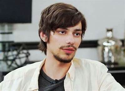 Devon Bostick Net Worth, Age, Height, Bio, Birthday, Wiki!