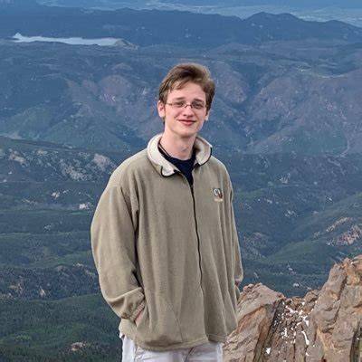 Dillon the Hacker Net Worth, Age, Height, Bio, Birthday, Wiki!