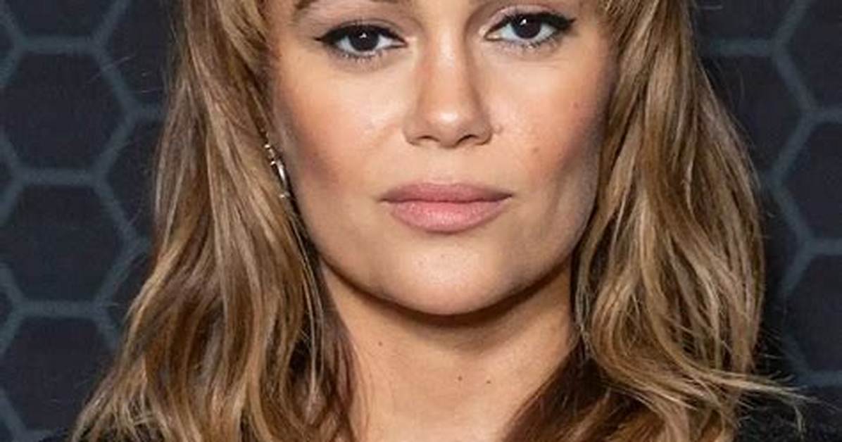 Dina Shihabi Net Worth, Age, Height, Bio, Birthday, Wiki!