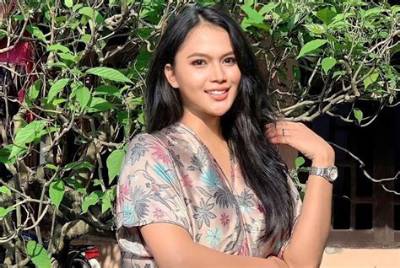 Dinda Syarif - Net Worth, Age, Height, Birthday, Bio, Wiki!