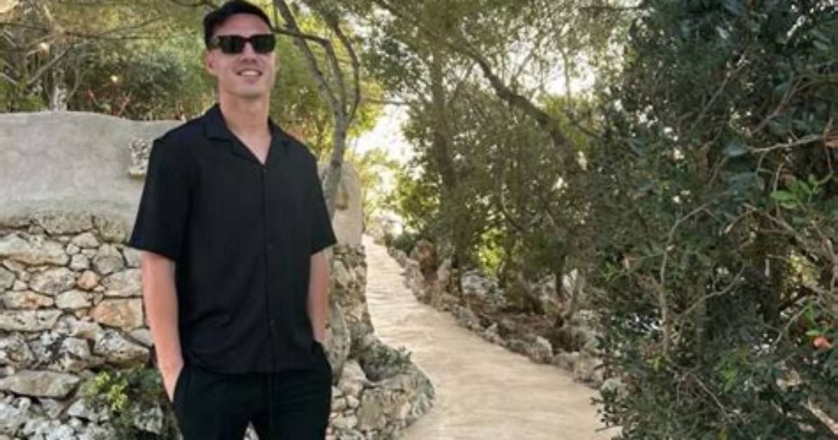 Dion Cools - Net Worth, Age, Height, Birthday, Bio, Wiki!