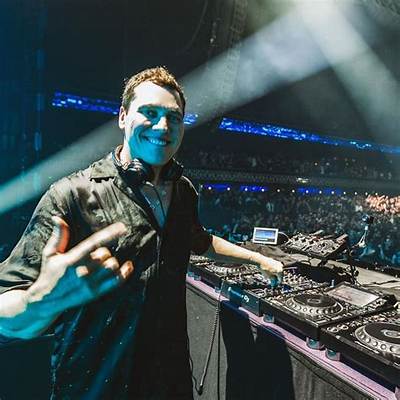 Dj Kill Bill Net Worth, Age, Height, Bio, Birthday, Wiki!