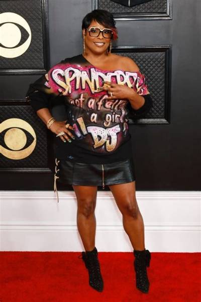Dj Spinderella - Net Worth, Age, Height, Birthday, Bio, Wiki!