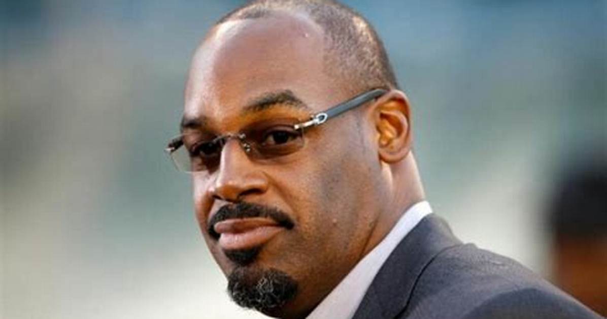 Donovan Mcnabb Net Worth 2024, Age, Height, Bio, Birthday, Wiki!