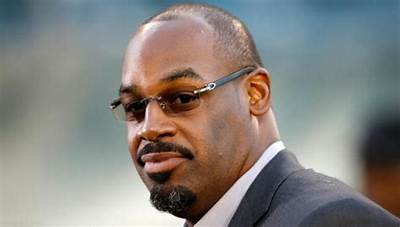 Donovan Mcnabb Net Worth 2024, Age, Height, Bio, Birthday, Wiki!