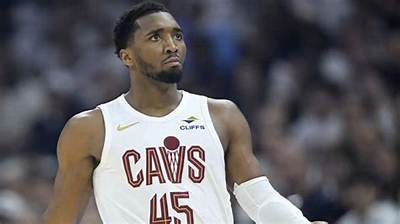 Donovan Mitchell Net Worth, Age, Height, Bio, Birthday, Wiki!