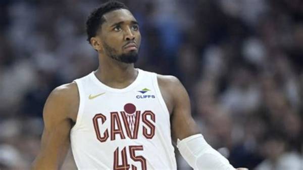 Donovan Mitchell Net Worth, Age, Height, Bio, Birthday, Wiki!