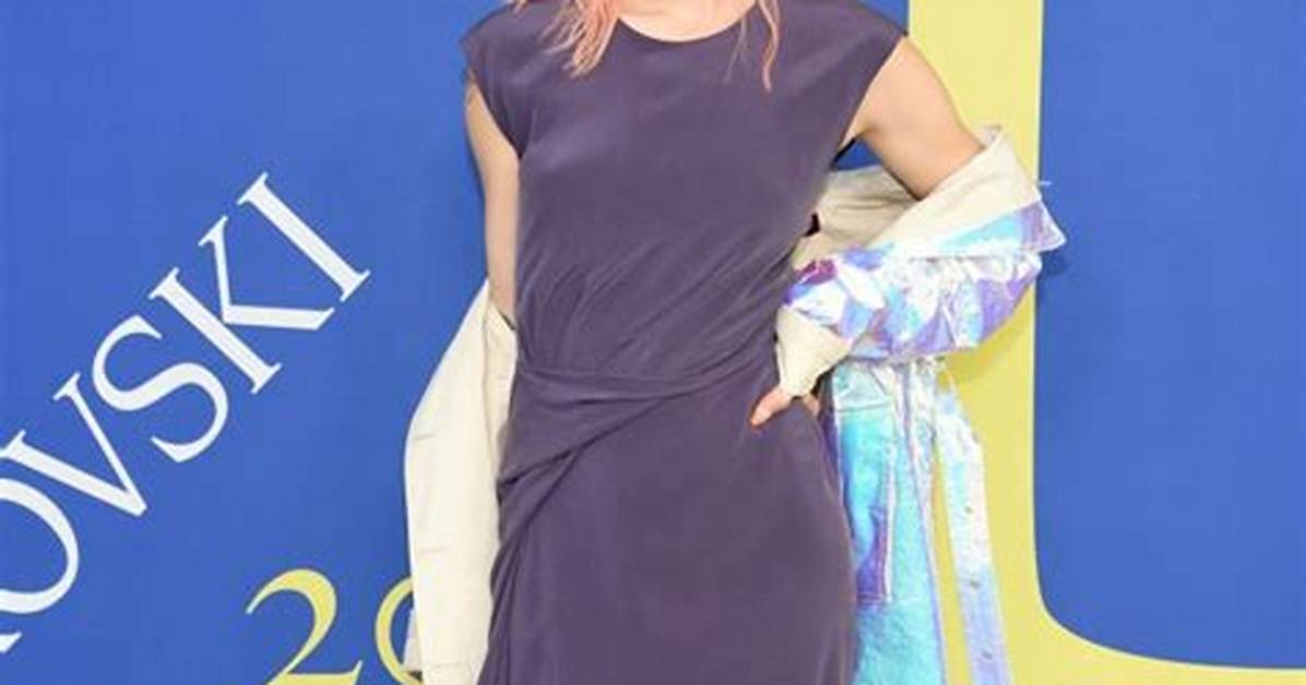 Dora Bria - Net Worth, Age, Height, Birthday, Bio, Wiki!