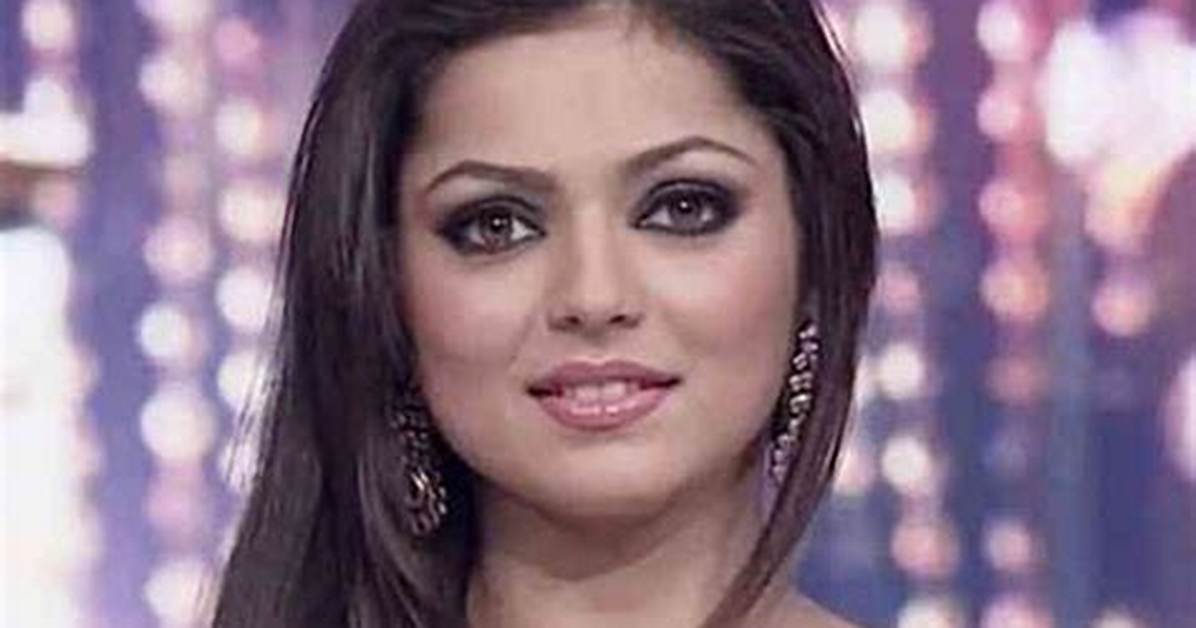 Drashti Dhami Net Worth, Age, Height, Bio, Birthday, Wiki!