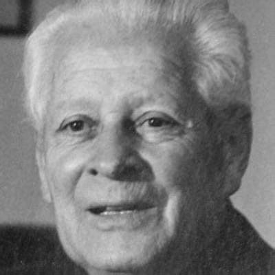 Duncan Renaldo Net Worth 2024, Age, Height, Bio, Birthday, Wiki!