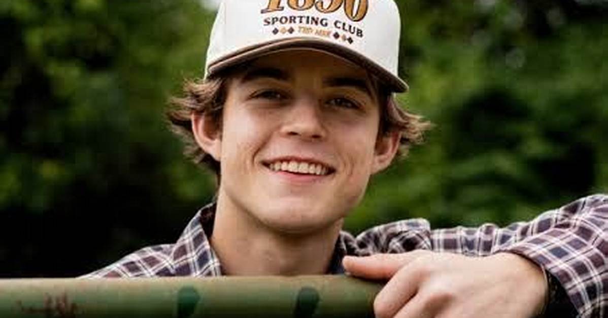 Dustin Delucchi Net Worth, Age, Height, Bio, Birthday, Wiki!