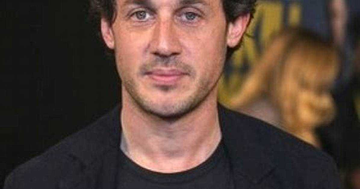 Dustin Demri-Burns - Net Worth, Age, Height, Birthday, Bio, Wiki!