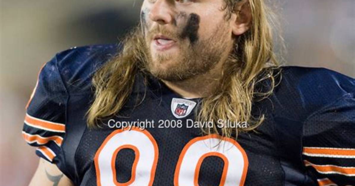 Dusty Dvoracek Net Worth, Age, Height, Bio, Birthday, Wiki!