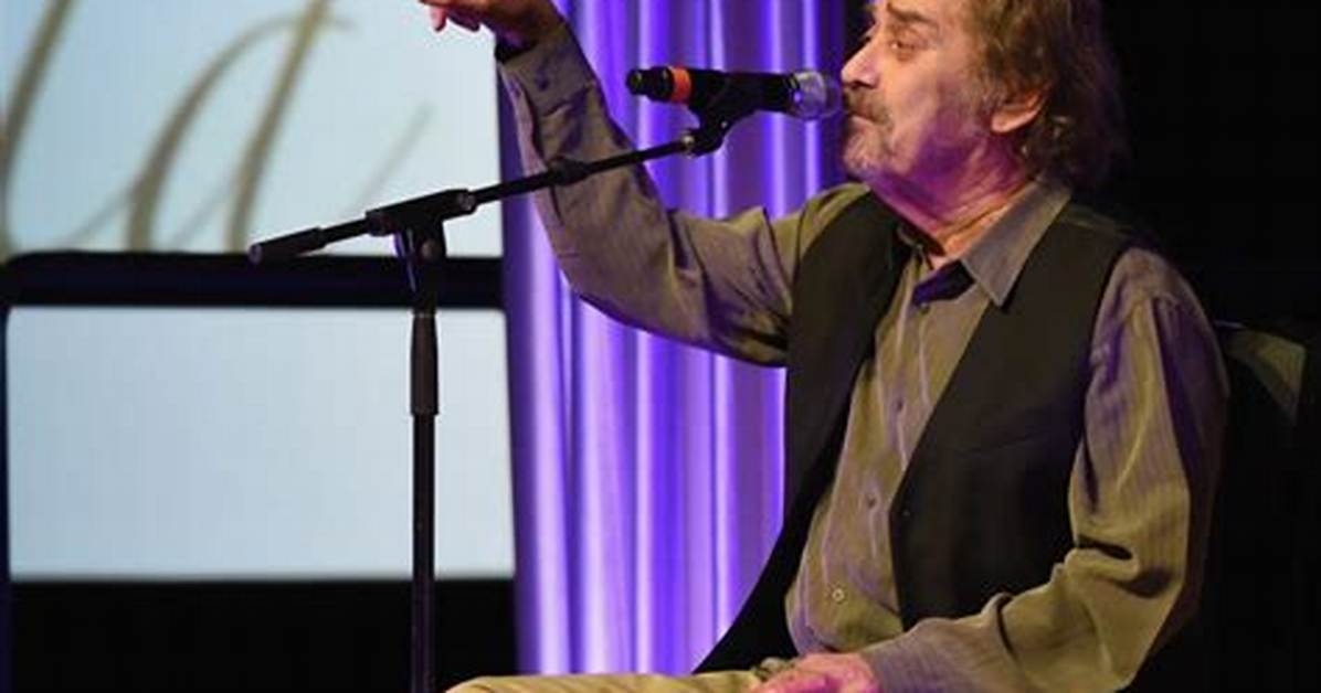 Earl Thomas Conley Net Worth, Age, Height, Bio, Birthday, Wiki!