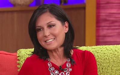 Edna Schmidt Net Worth, Age, Height, Bio, Birthday, Wiki!
