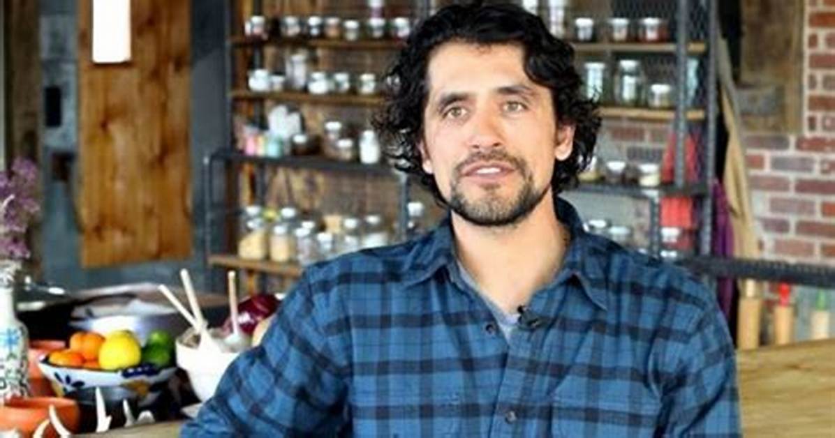 Eduardo Garcia Net Worth, Age, Height, Bio, Birthday, Wiki!