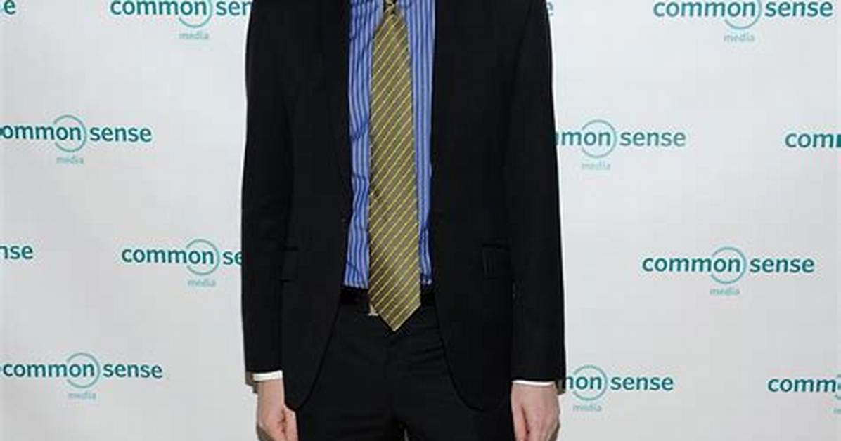 Eduardo Saverin - Net Worth, Age, Height, Birthday, Bio, Wiki!