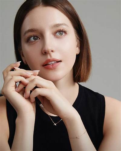 Elena Danilova Net Worth, Age, Height, Bio, Birthday, Wiki!
