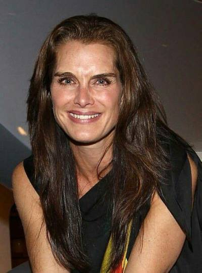Eliana Ramos Net Worth, Age, Height, Bio, Birthday, Wiki!