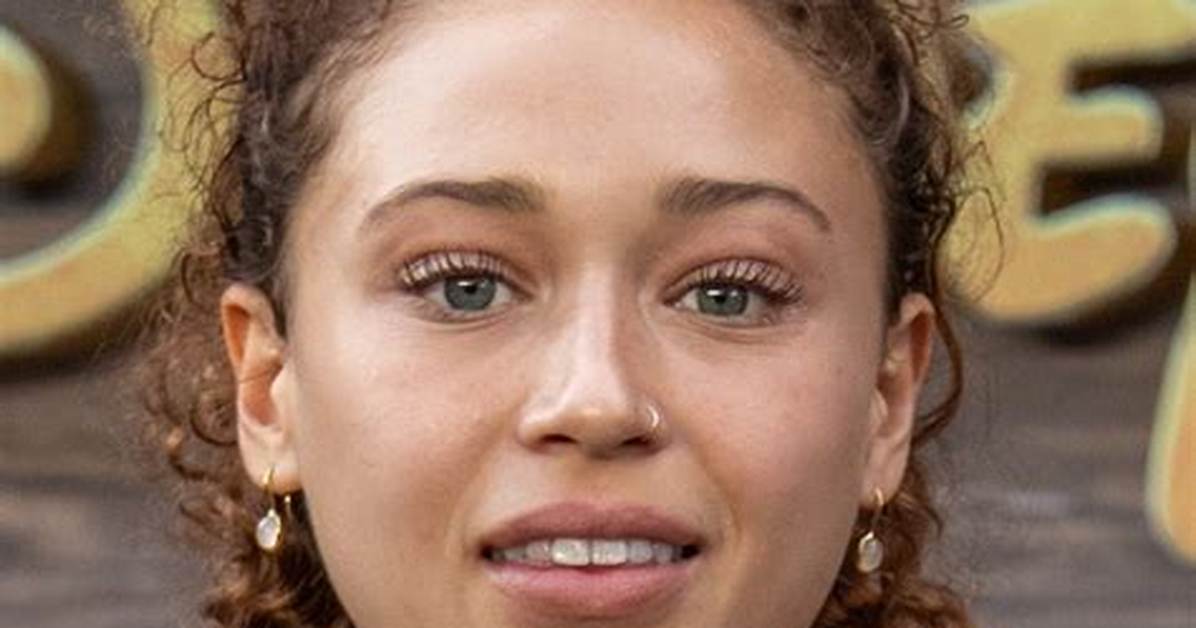 Ella-Rae Smith Net Worth 2024, Age, Height, Bio, Birthday, Wiki!