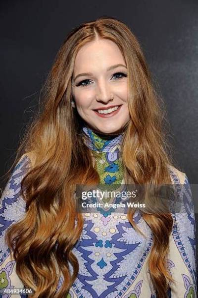 Elsa Rhae Net Worth, Age, Height, Bio, Birthday, Wiki!