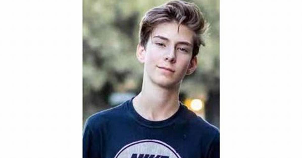 Elton Sawyer - Net Worth, Age, Height, Birthday, Bio, Wiki!