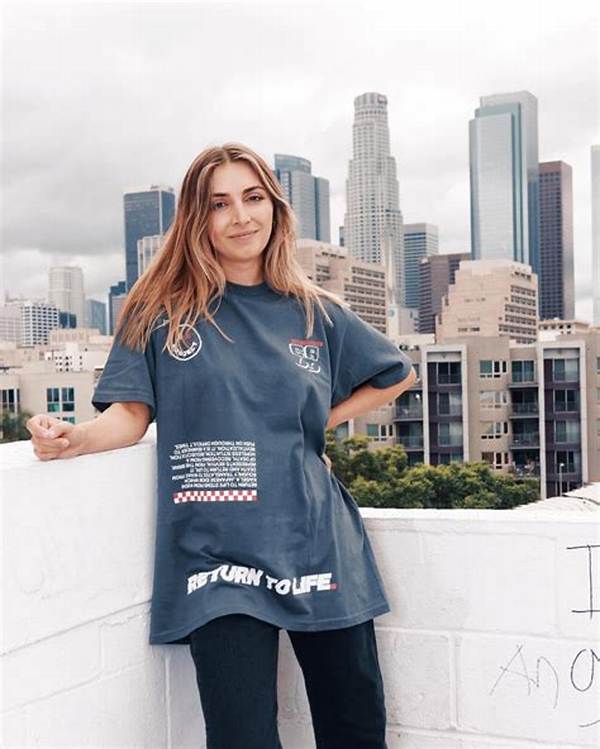 Emelia Hartford Net Worth, Age, Height, Bio, Birthday, Wiki!