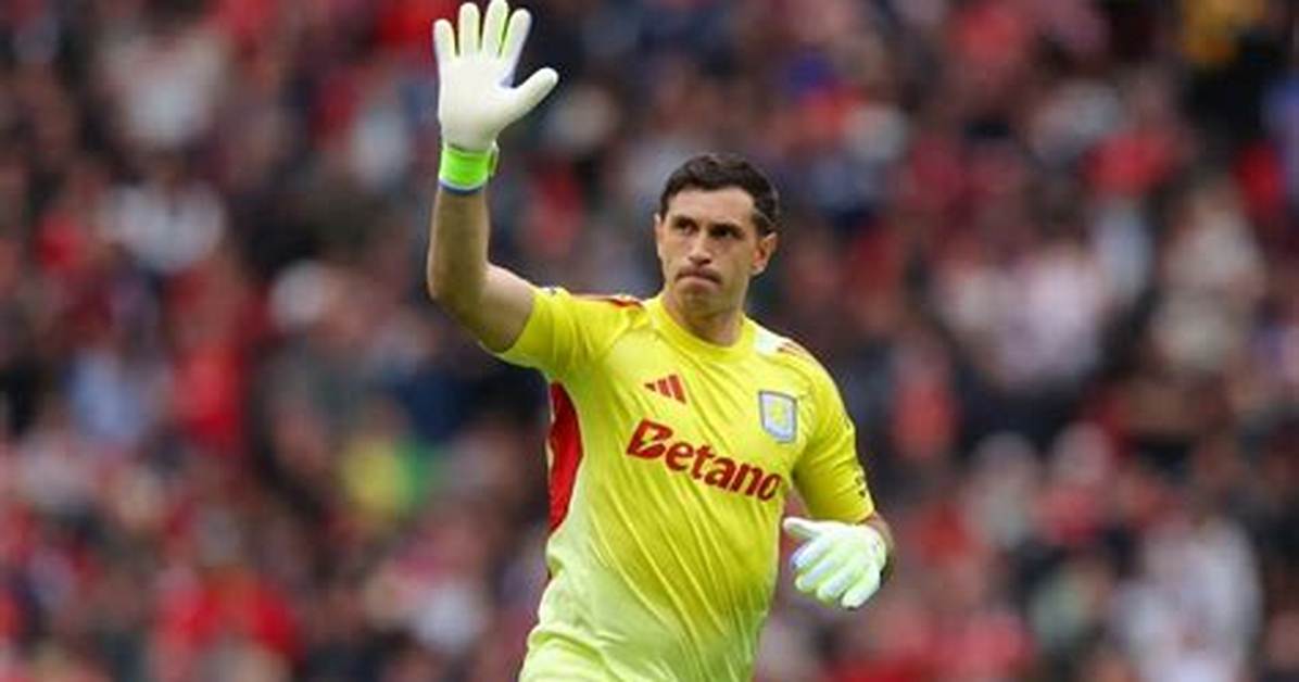 Emiliano Mart%C3%Adnez Net Worth Age Height Bio 400. Jpg