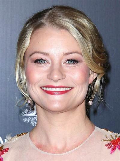 Emilie De Ravin Net Worth 2024, Age, Height, Bio, Birthday, Wiki!