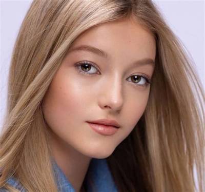 Emily Dobson Net Worth, Age, Height, Bio, Birthday, Wiki!